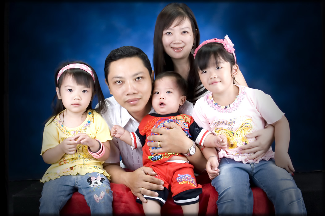 Handy Sugiharto and the family